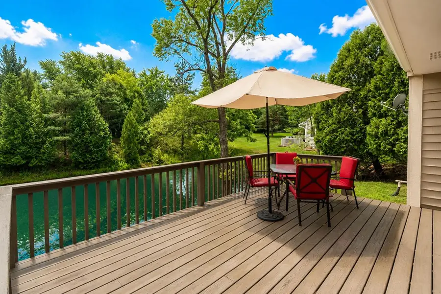 1611 W Eastbrook COURT, Mequon, WI 53092 - #3