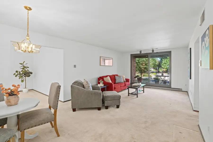 1906 E Shorewood BOULEVARD #163, Shorewood, WI 53211 - #2