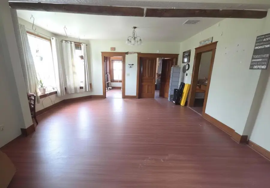 5723 Old Q ROAD, Manitowoc, WI 54220 - #2