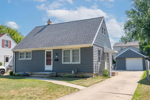 158 N 92nd STREET, Milwaukee, WI 53226