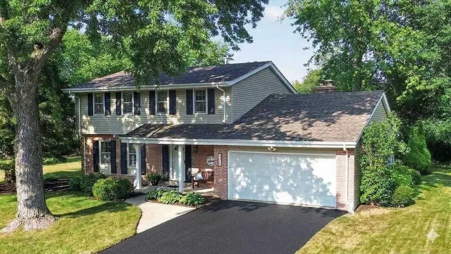 2470 Lionel COURT, Brookfield, WI 53045 - #2