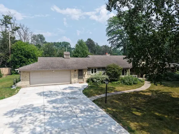 7860 N Fairchild ROAD, Fox Point, WI 53217