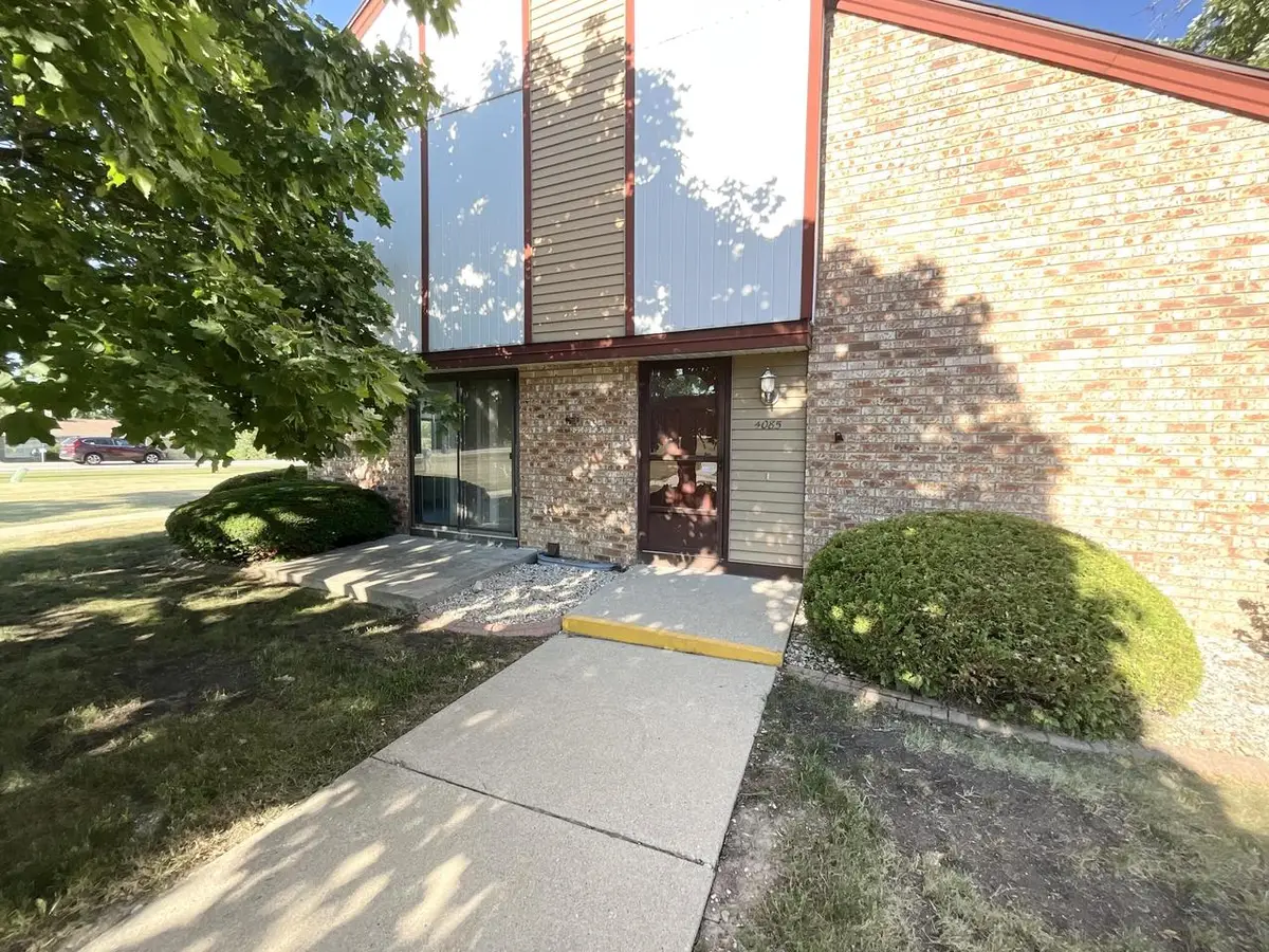 4085 W College AVENUE #4085, Milwaukee, WI 53221 - #1