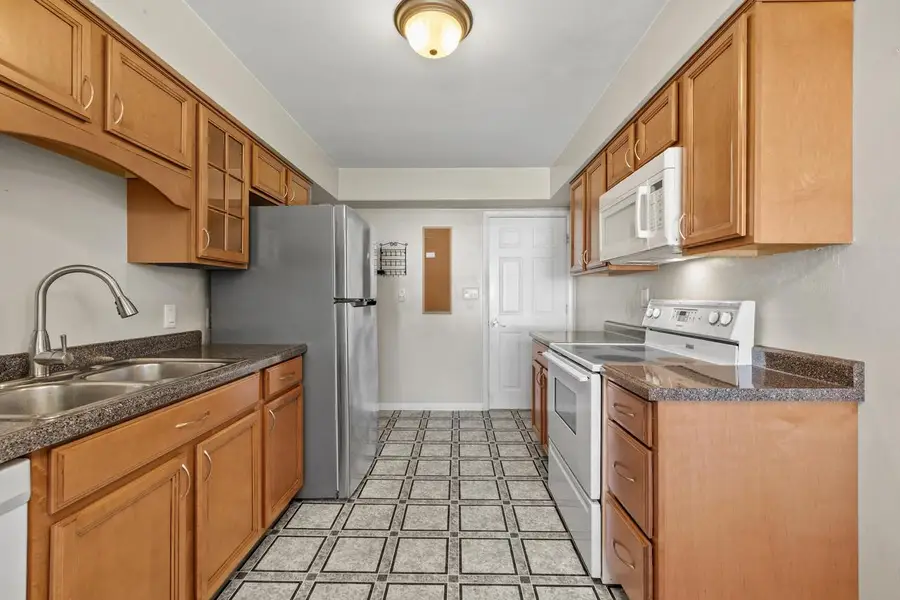 209 S Garfield AVENUE, Port Washington, WI 53074 - #2