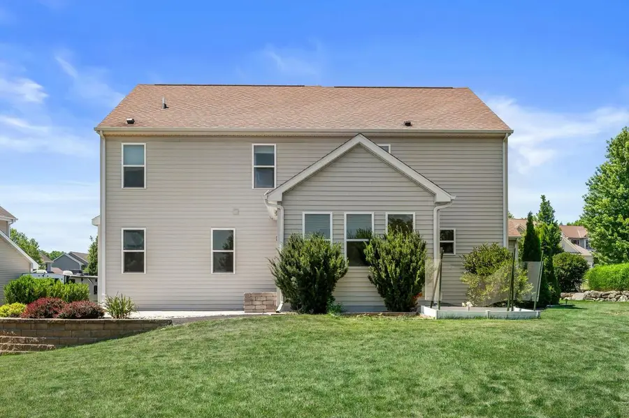 2305 Rustic Woods COURT, Waukesha, WI 53188 - #3