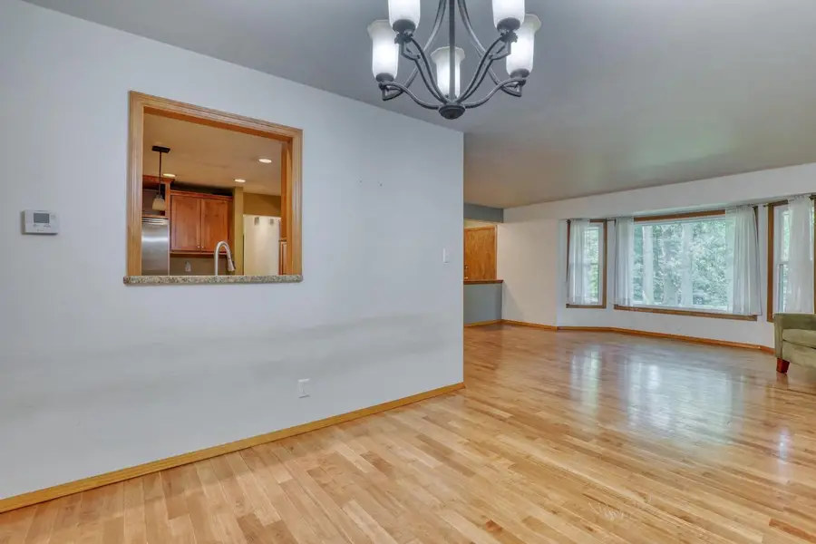 N52W21868 Virginia LANE, Menomonee Falls, WI 53051 - #2