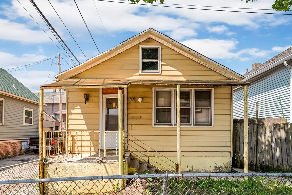917 S 9th STREET, Milwaukee, WI 53204 - #1