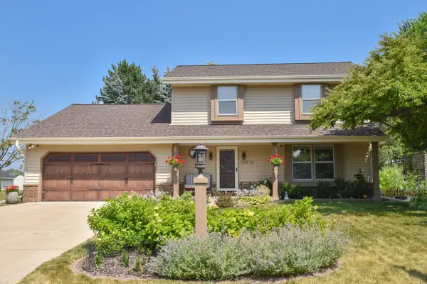 W163N10578 Ridgeview LANE, Germantown, WI 53022