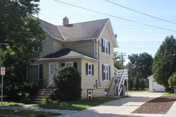 117 Cook STREET, Waukesha, WI 53186