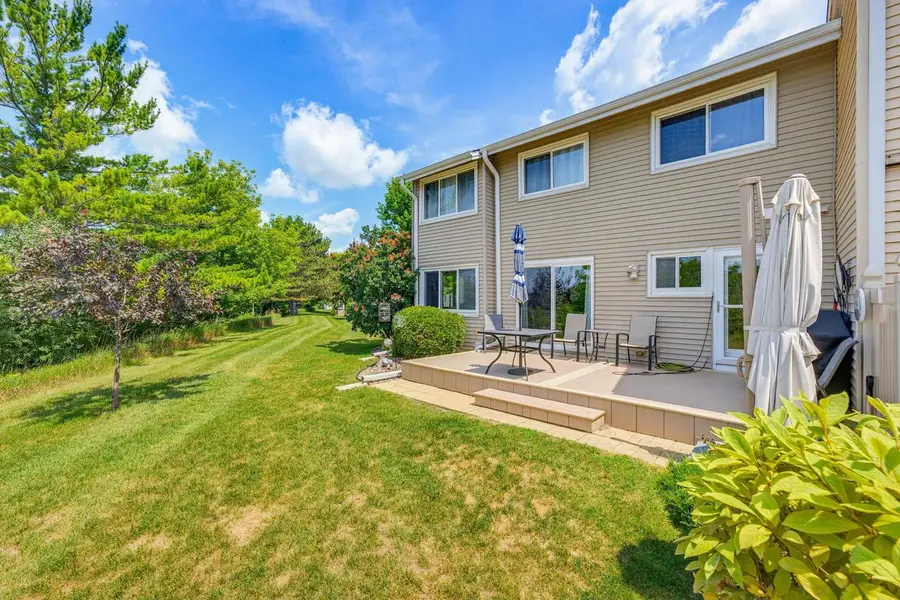 618 Westridge DRIVE, West Bend, WI 53095 - #2