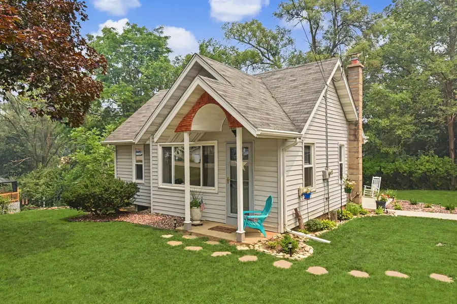8055 Monroe STREET, Burlington, WI 53105 - #2