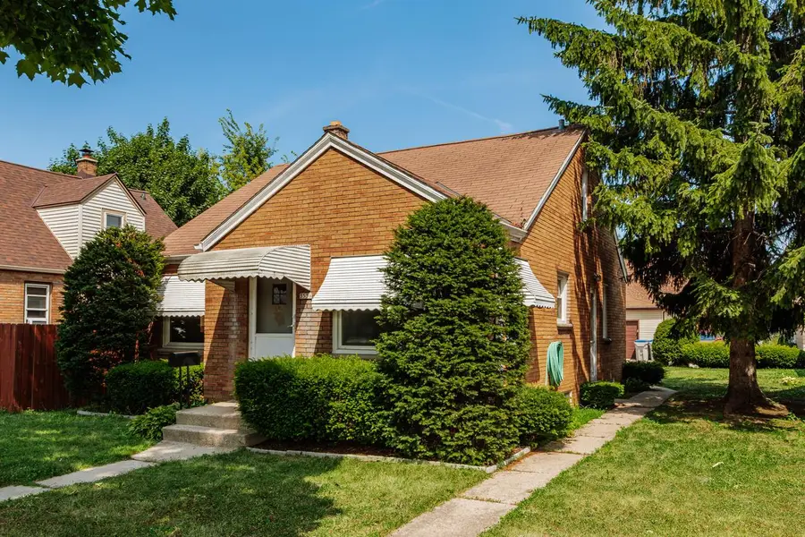 3536 S 16th STREET, Milwaukee, WI 53221 - #2
