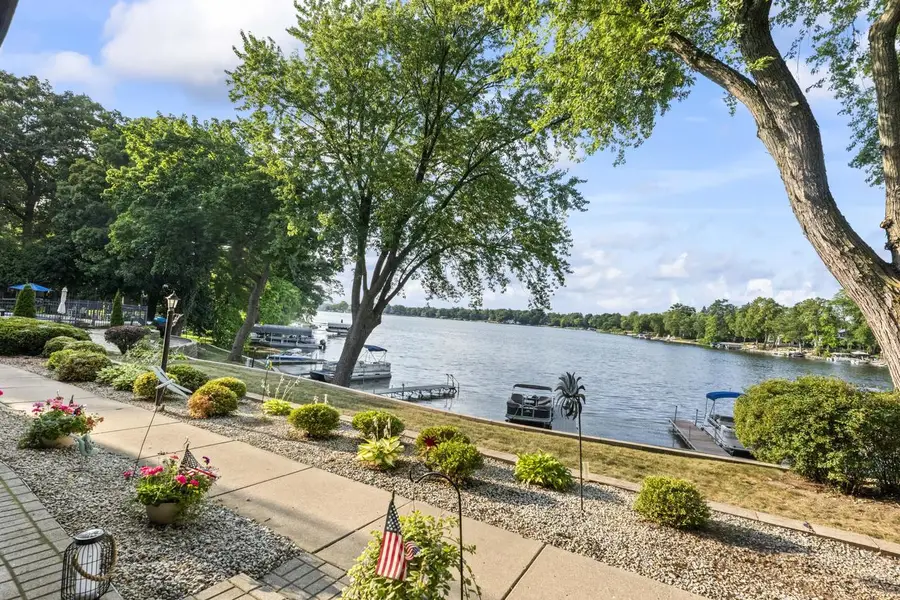 320 E Pleasant STREET #105, Oconomowoc, WI 53066 - #3