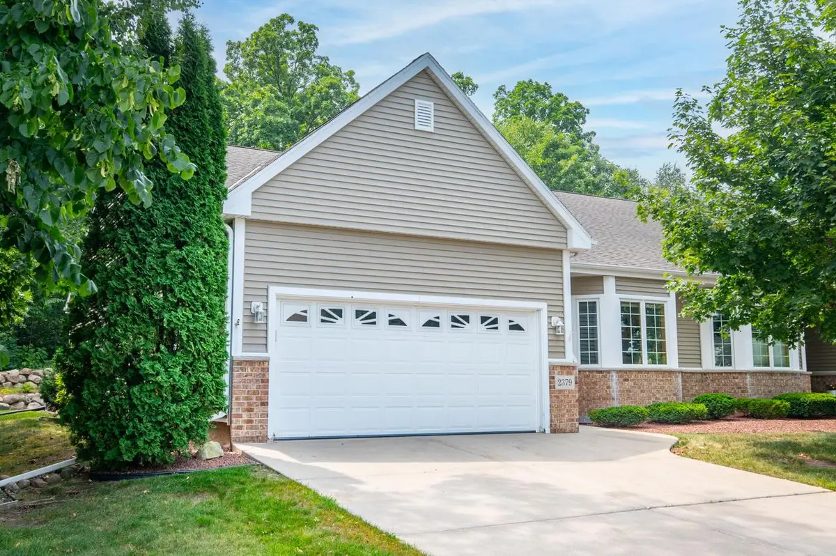 2379 Stoney LANE, Grafton, WI 53024 - #1