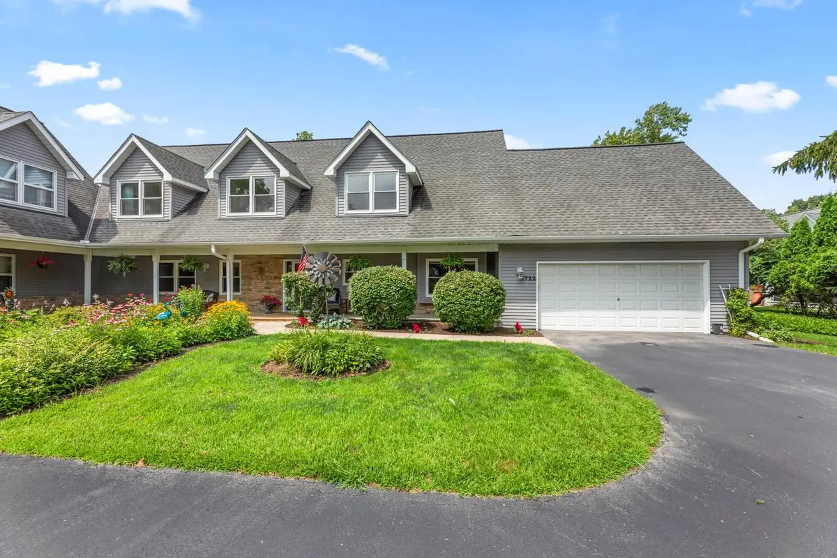 1722 Journeys DRIVE, Hartland, WI 53029 - #1