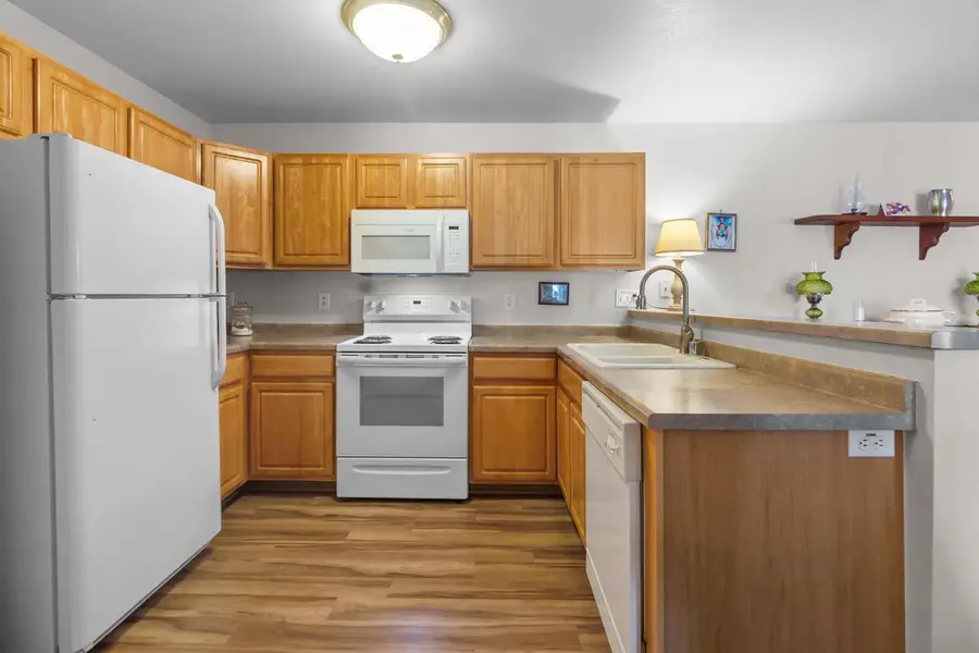 210 E Remer ROAD #101, Elkhorn, WI 53121 - #2