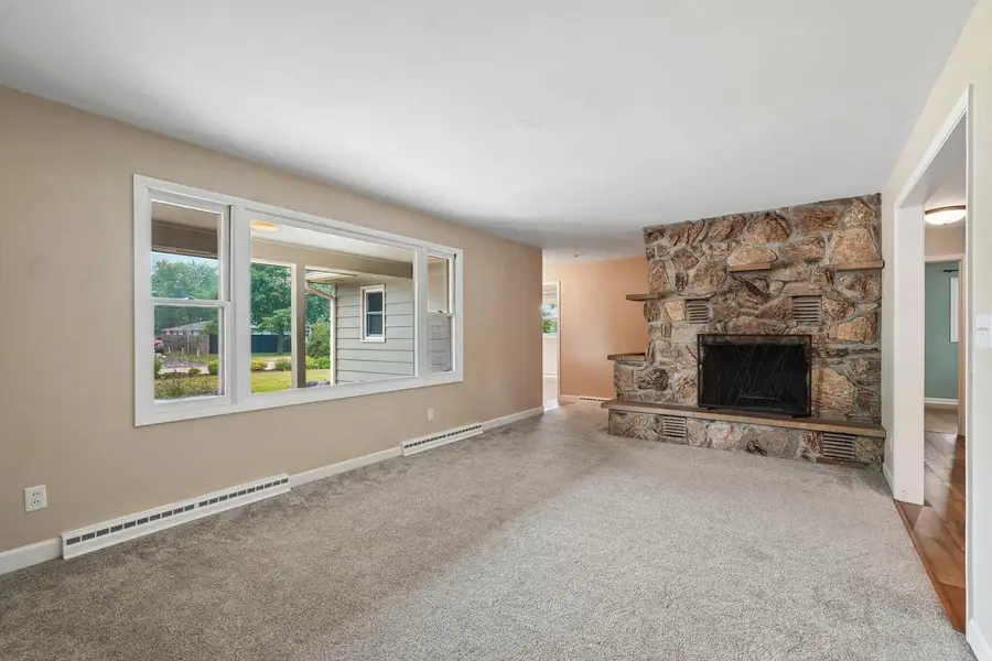 677 Tulip COURT, Oconomowoc, WI 53066 - #3