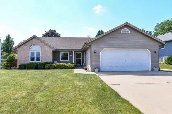 1732 Erin LANE, Waukesha, WI 53188