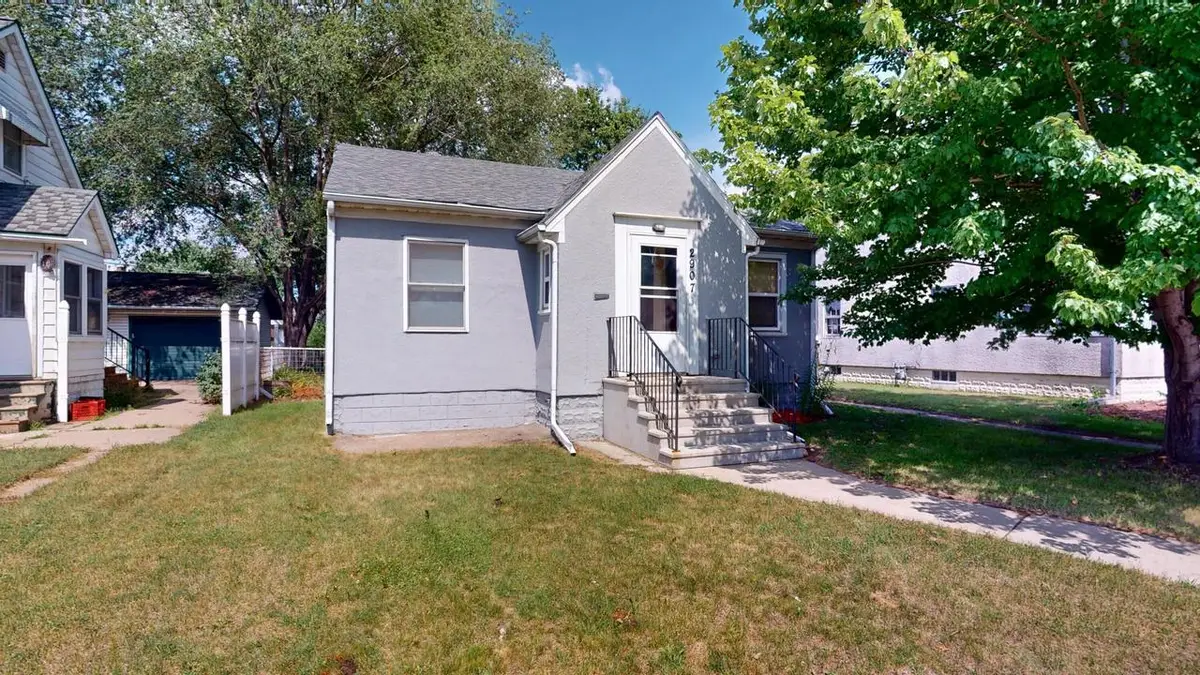 2907 South AVENUE, La Crosse, WI 54601 - #1