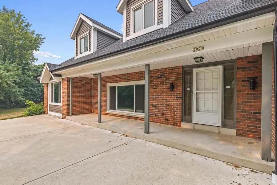 2003 S Valley Spring DRIVE, New Berlin, WI 53151 - #2