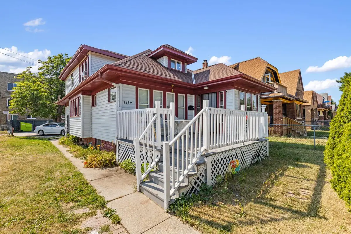 4439 N 27th STREET, Milwaukee, WI 53209 - #1