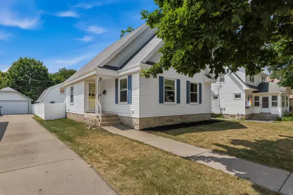 143 Harrison AVENUE, Waukesha, WI 53186