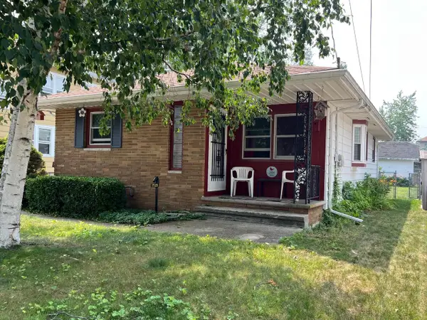 1723 27th STREET, Two Rivers, WI 54241