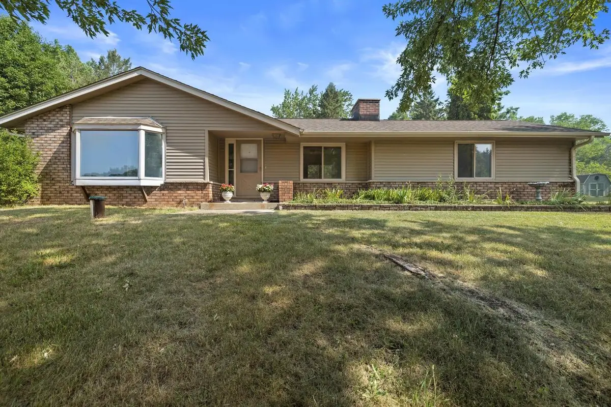 S76W31156 Century DRIVE, Mukwonago, WI 53149 - #1