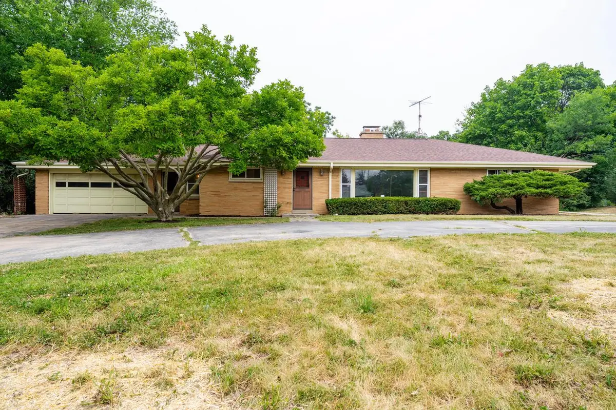 15520 Carpenter ROAD, Brookfield, WI 53005 - #1