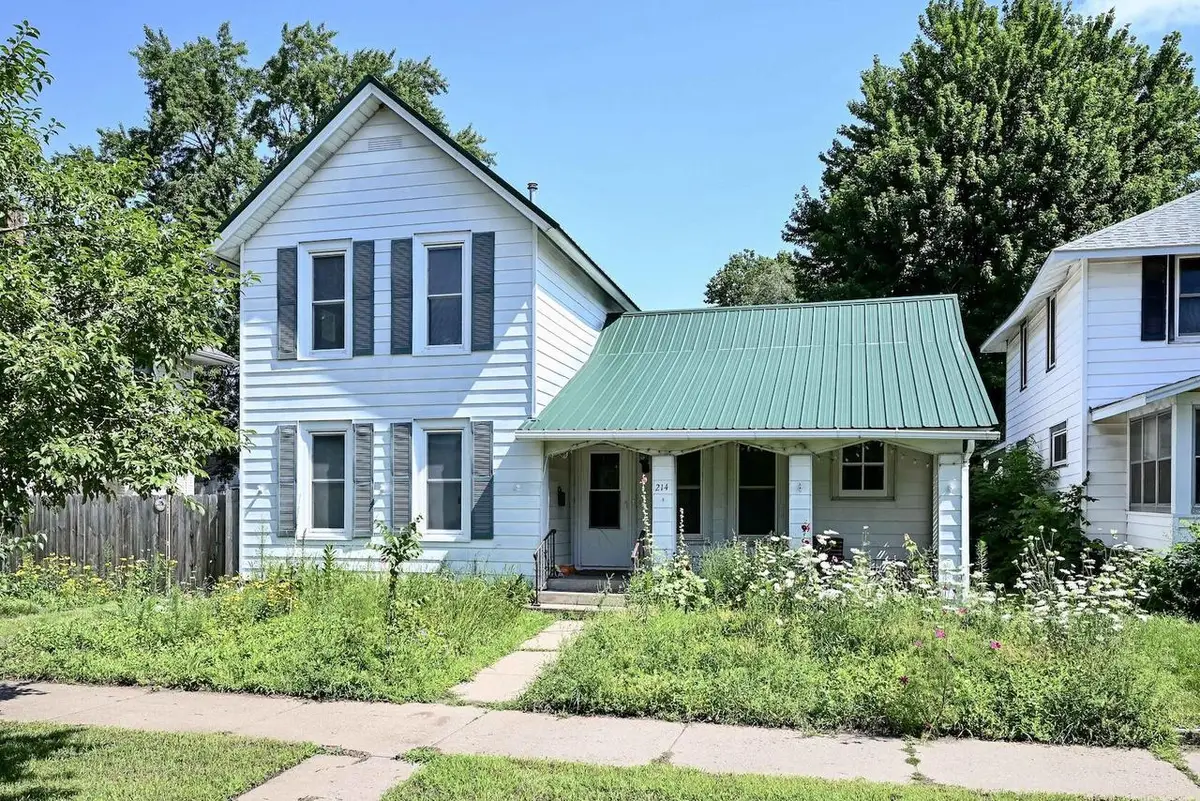 214 10th STREET E, Winona, MN 55987 - #1