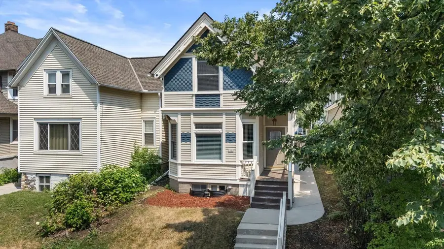 2222 S Allis STREET, Milwaukee, WI 53207 - #2