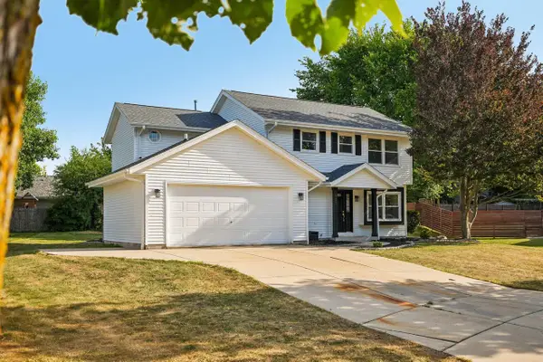 601 E Jessica CIRCLE, Oak Creek, WI 53154