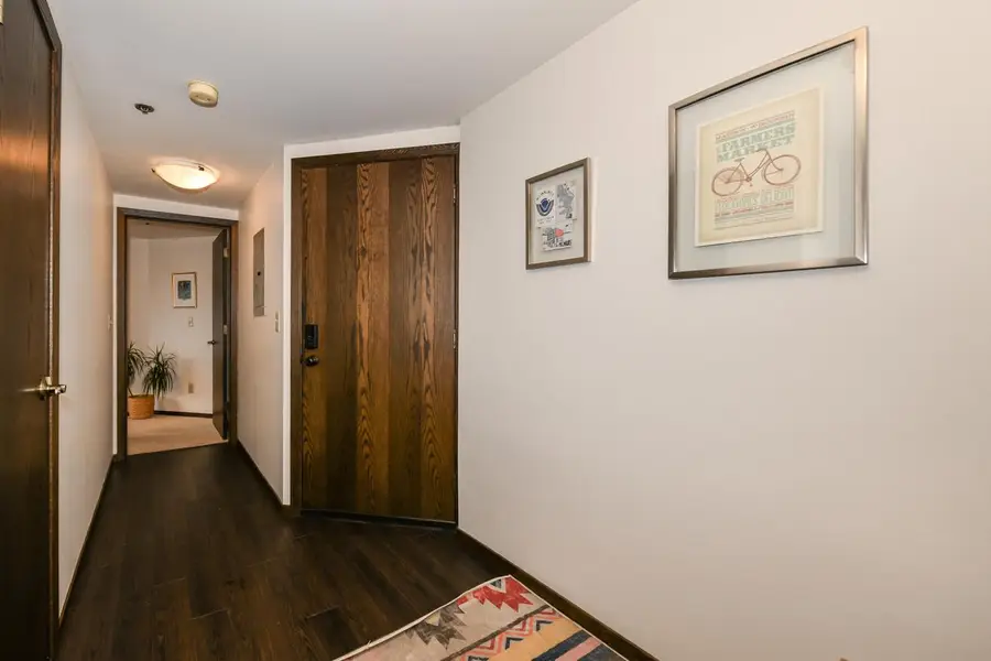1633 N Prospect AVENUE #17C, Milwaukee, WI 53202 - #3