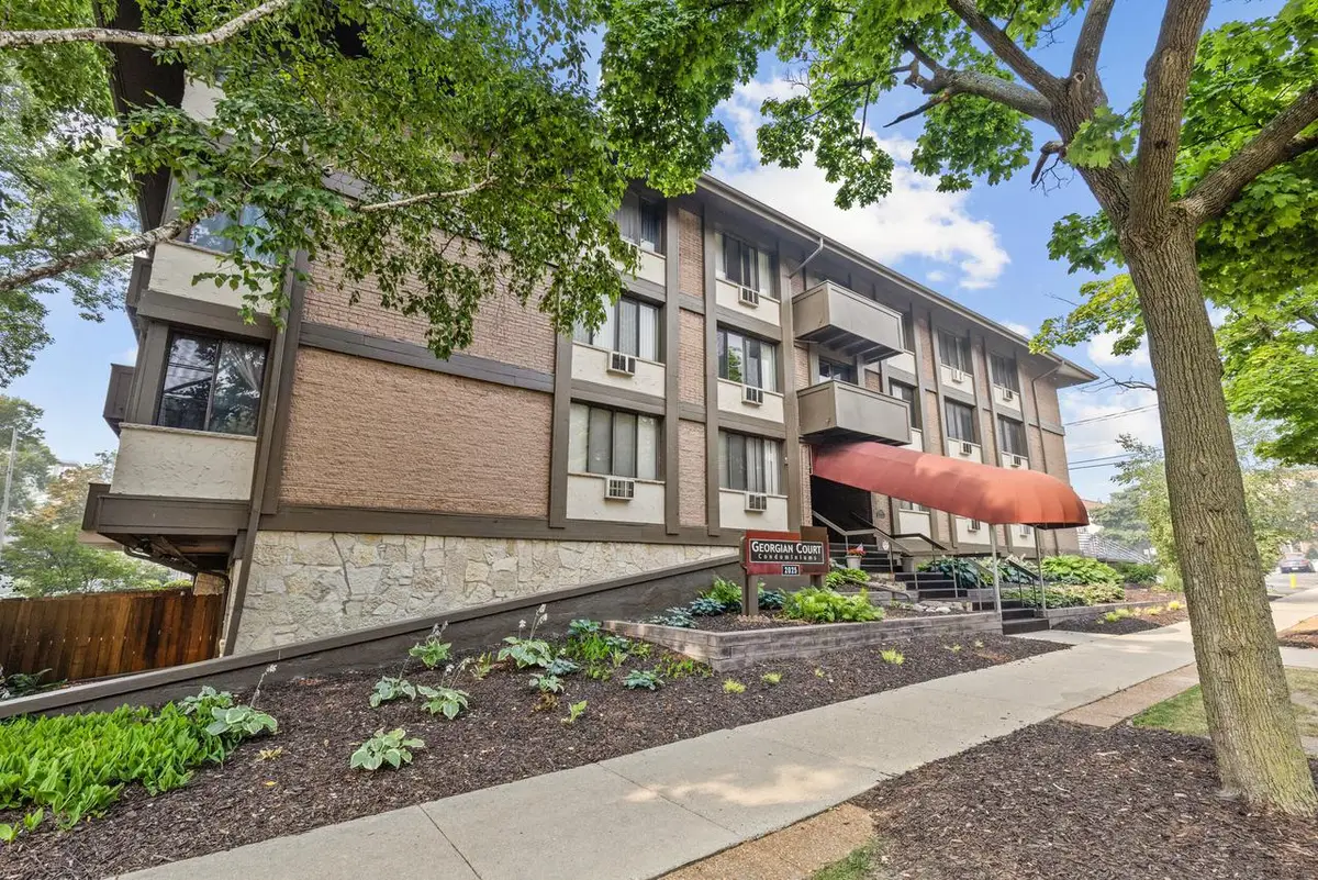 2025 E Greenwich AVENUE #314, Milwaukee, WI 53211 - #1