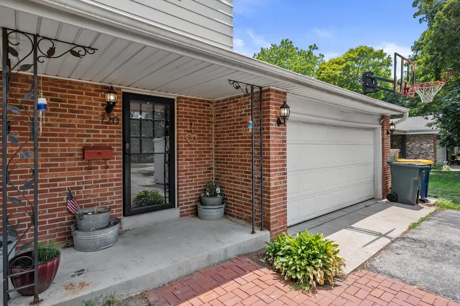 720 S 124th STREET, West Allis, WI 53214 - #3