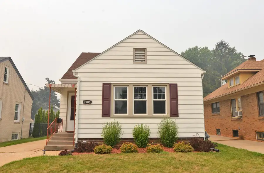 2906 Green STREET, Racine, WI 53402 - #2