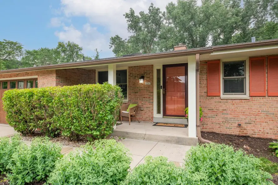 12317 W Ripley AVENUE, Wauwatosa, WI 53226 - #2
