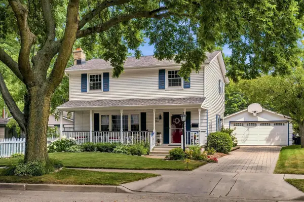 W66N394 Kennedy AVENUE, Cedarburg, WI 53012