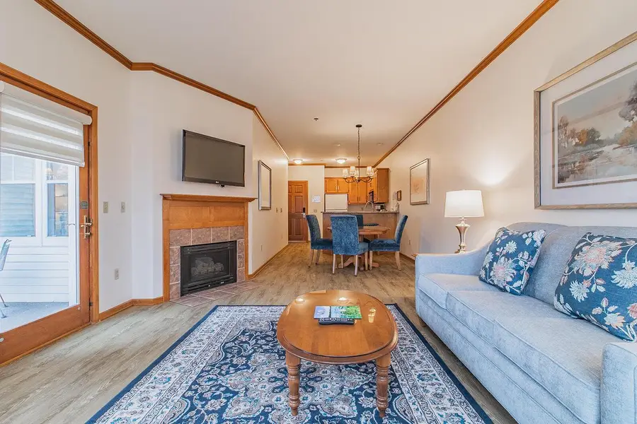 101 Osthoff AVENUE #285, Elkhart Lake, WI 53020 - #3