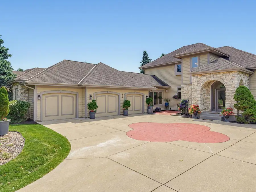 N33W33201 Maplewood ROAD, Nashotah, WI 53058 - #3