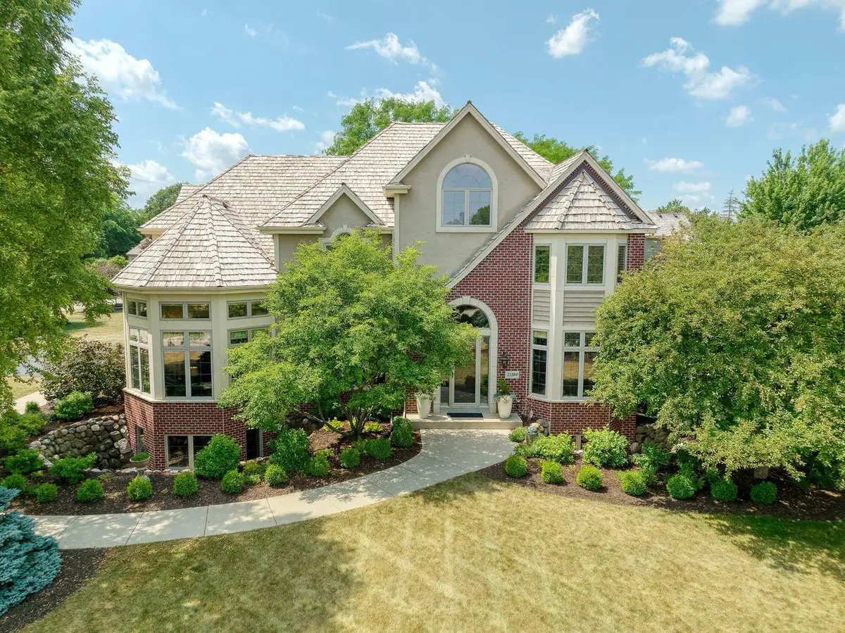 21100 Chancery COURT, Brookfield, WI 53045 - #1