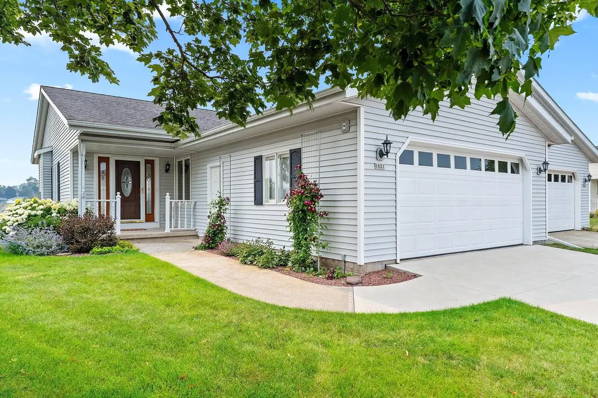 1621 Blue Heron DRIVE, Two Rivers, WI 54241 - #1