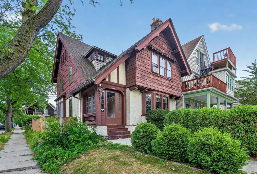 2976 N Cramer STREET, Milwaukee, WI 53211 - #2