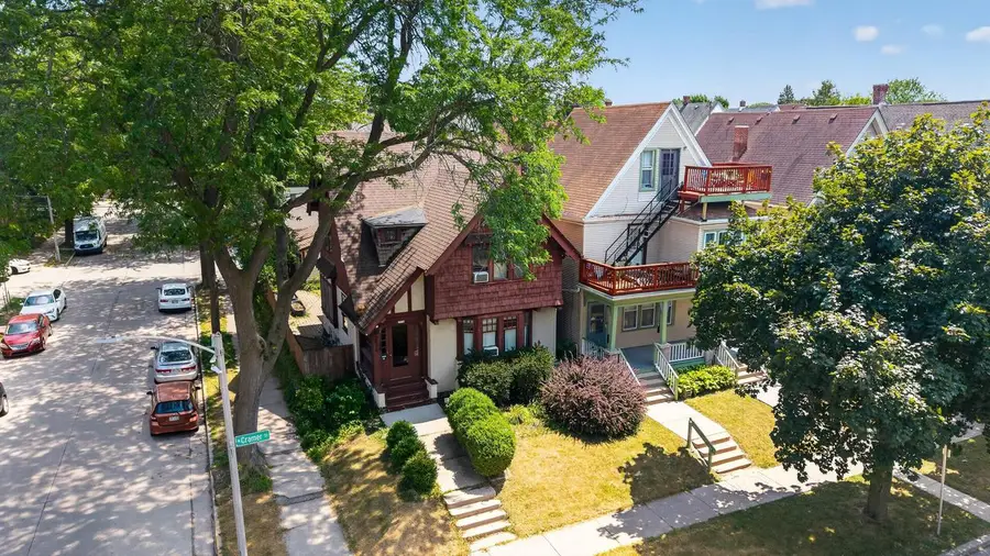 2976 N Cramer STREET, Milwaukee, WI 53211 - #3
