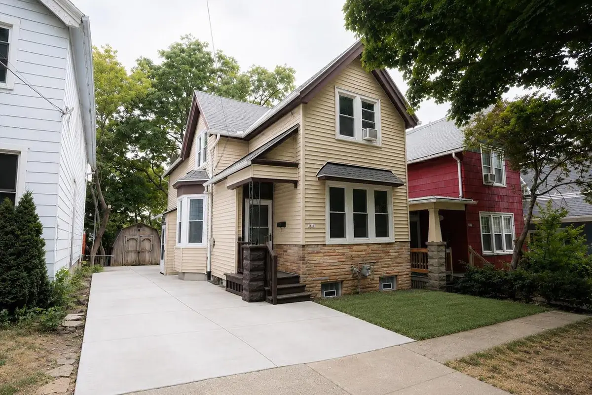 2447 S Burrell STREET, Milwaukee, WI 53207 - #1