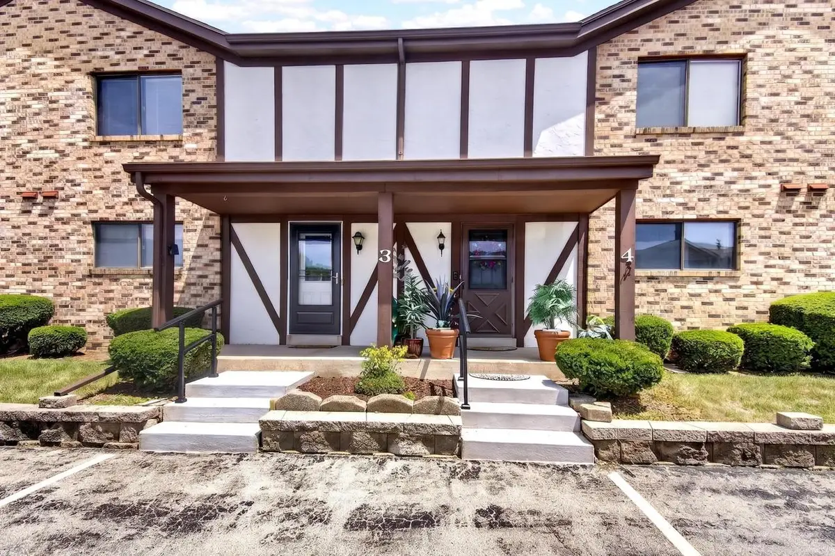 5616 Cambridge LANE, Mount Pleasant, WI 53406 - #1