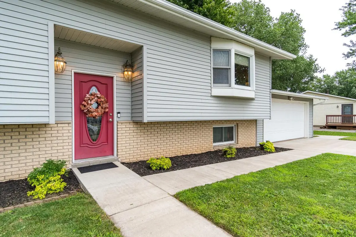209 West AVENUE, Holmen, WI 54636 - #1