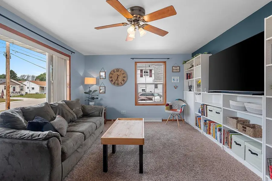729 Woodlawn DRIVE, Manitowoc, WI 54220 - #3