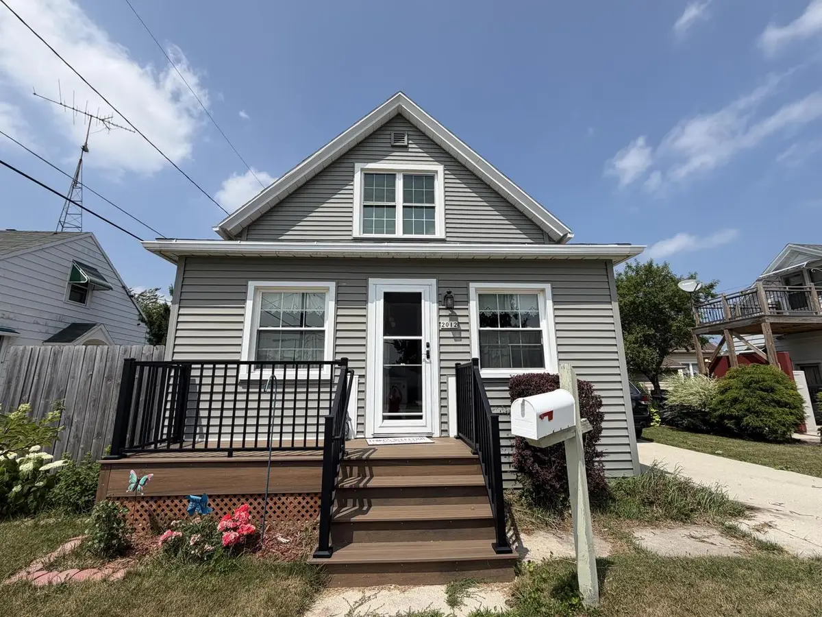 2012 Geele AVENUE, Sheboygan, WI 53083 - #1