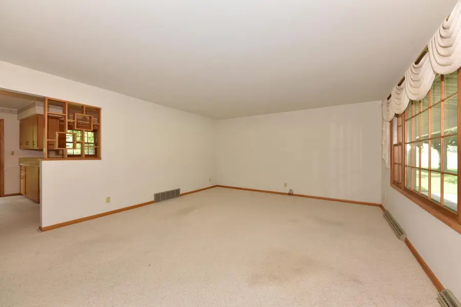 2017 Chestnut STREET, West Bend, WI 53095 - #3